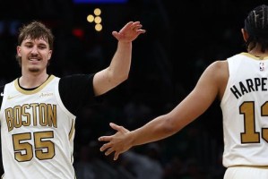 bob半岛体育app下载-绿军三名球员同场创生涯得分新高 为队史首次